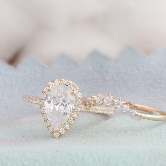 20 Diamond Alternative Gemstone Engagement Rings – Etsy Derrick Rings Moissonite Engagement Ring