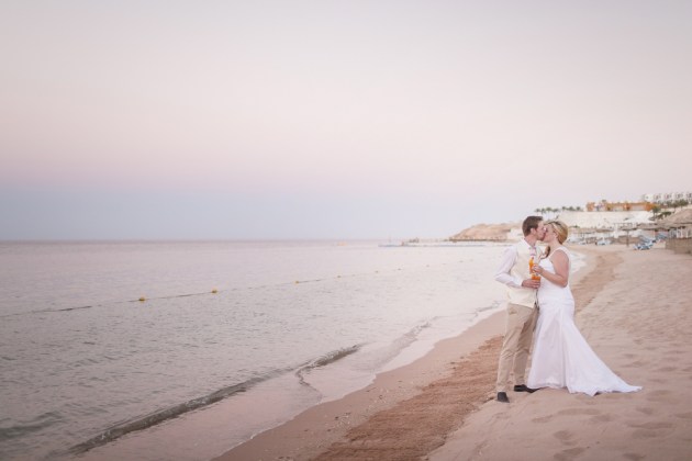 https://149451308.v2.pressablecdn.com/wp-content/uploads/2015/10/Intimate-Destination-Wedding-in-Egypt-Nora-Photography-Bridal-Musings-Wedding-Blog-37-630x4201.jpg