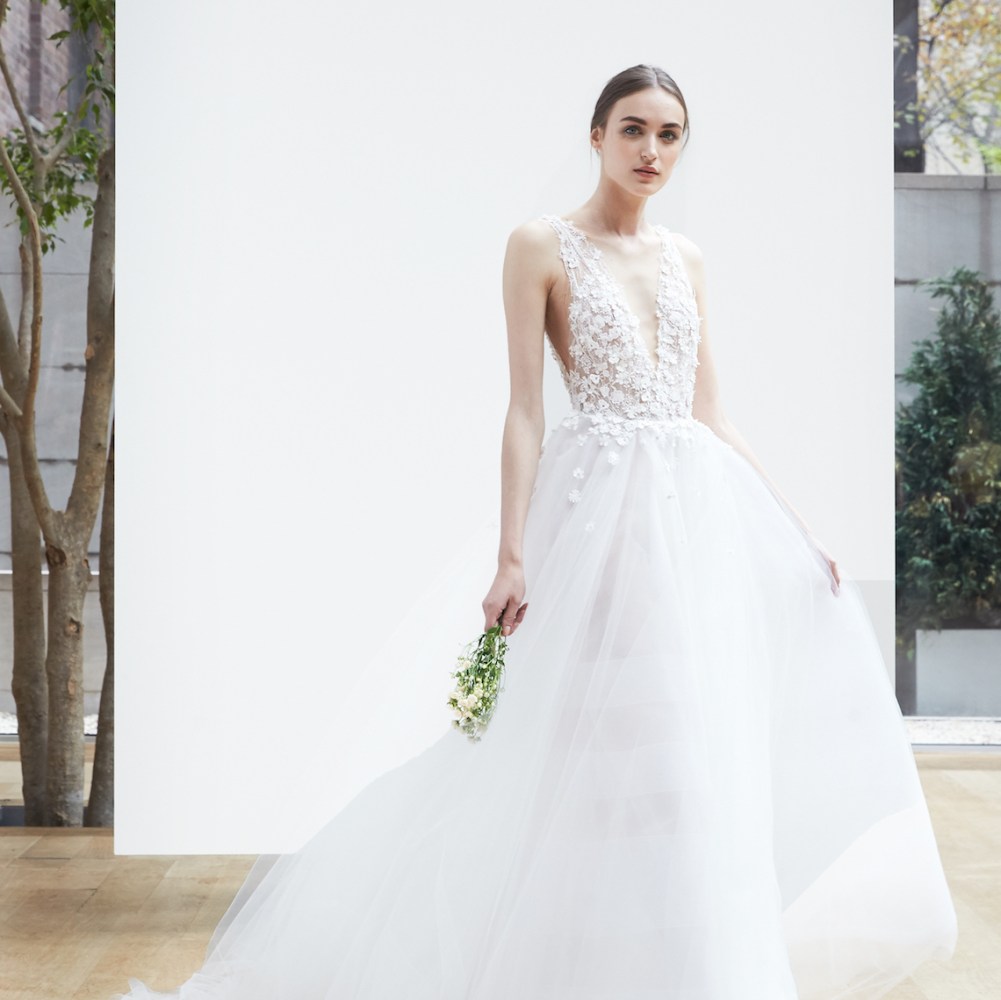 Oscar De La Renta Spring 2018 Wedding Dress Collection 9