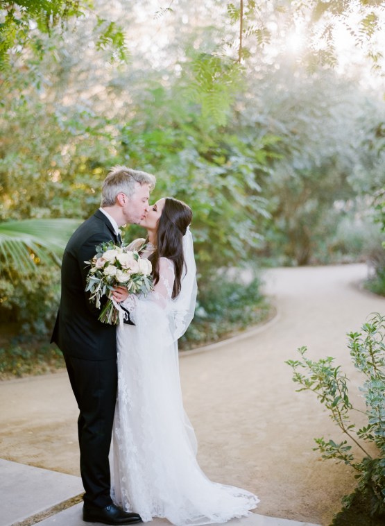 Palm Springs Wedding by Amy and Stuart Photography and Oui Events 45