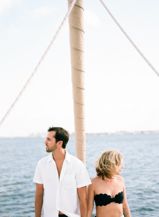 Gorgeous-Sailboat-Engagement-Shoot-Kallima-Photography-Bridal-Musings-Wedding-Blog-24