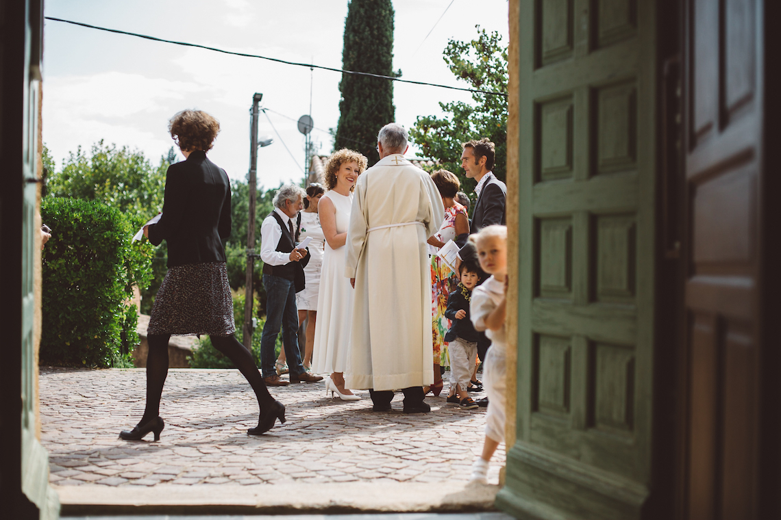 Relaxed and Simple Wedding in France by Time of Joy Photography 9