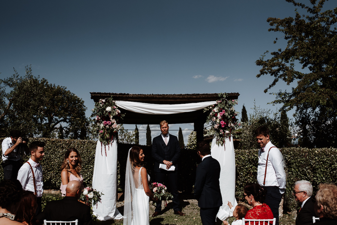 Intimate and Romantic Wedding In Tuscany | Silvia Galora Photography 14