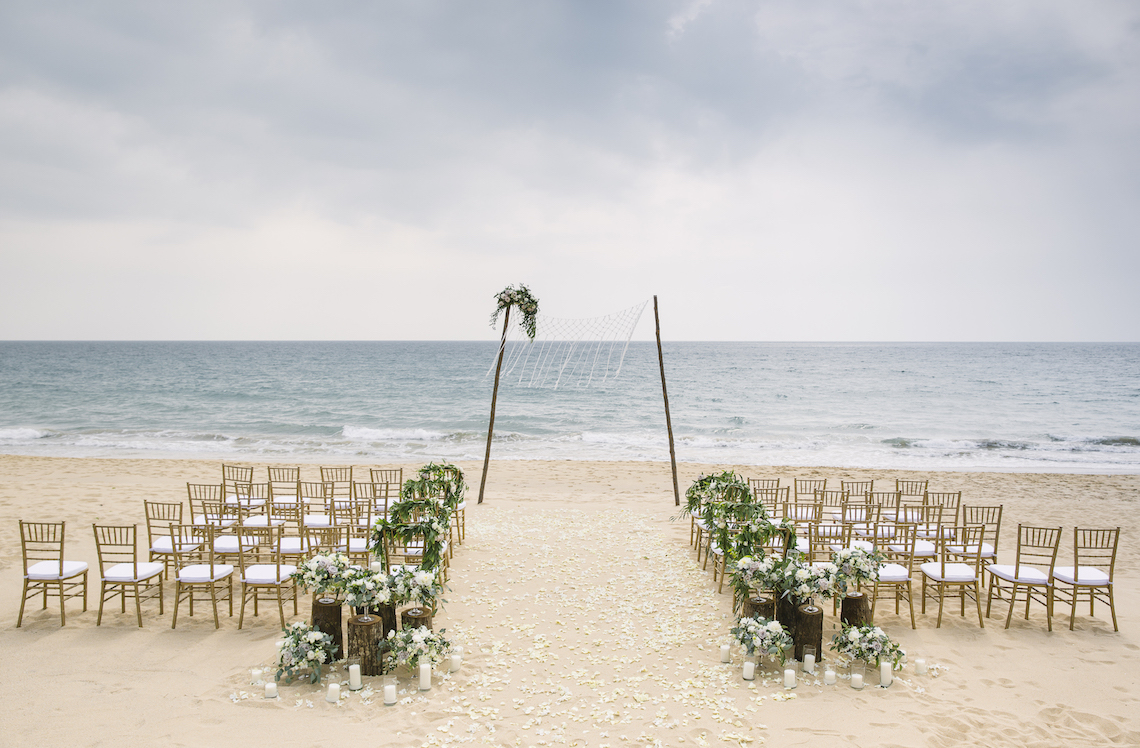 The Dreamiest Sunset Beach Wedding in Thailand | Darin Images 5