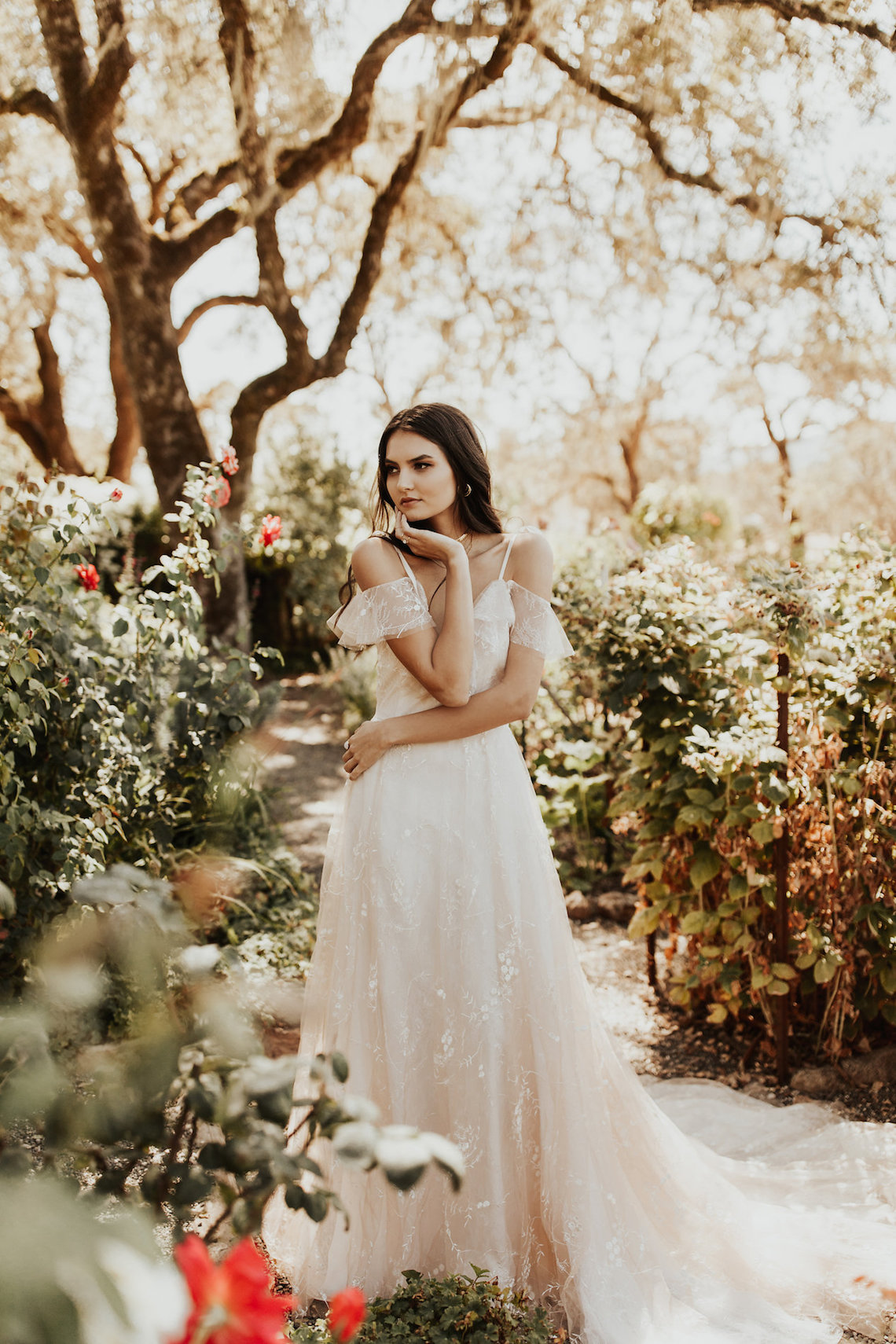 The Luxurious & Bohemian Ember Dusk Spring 2018 Collection from Tara Lauren | Anni Graham 11