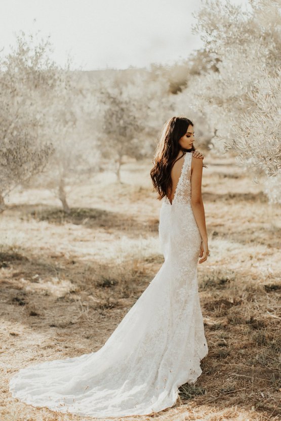 The Luxurious & Bohemian Ember Dusk Spring 2018 Collection from Tara Lauren | Anni Graham 38