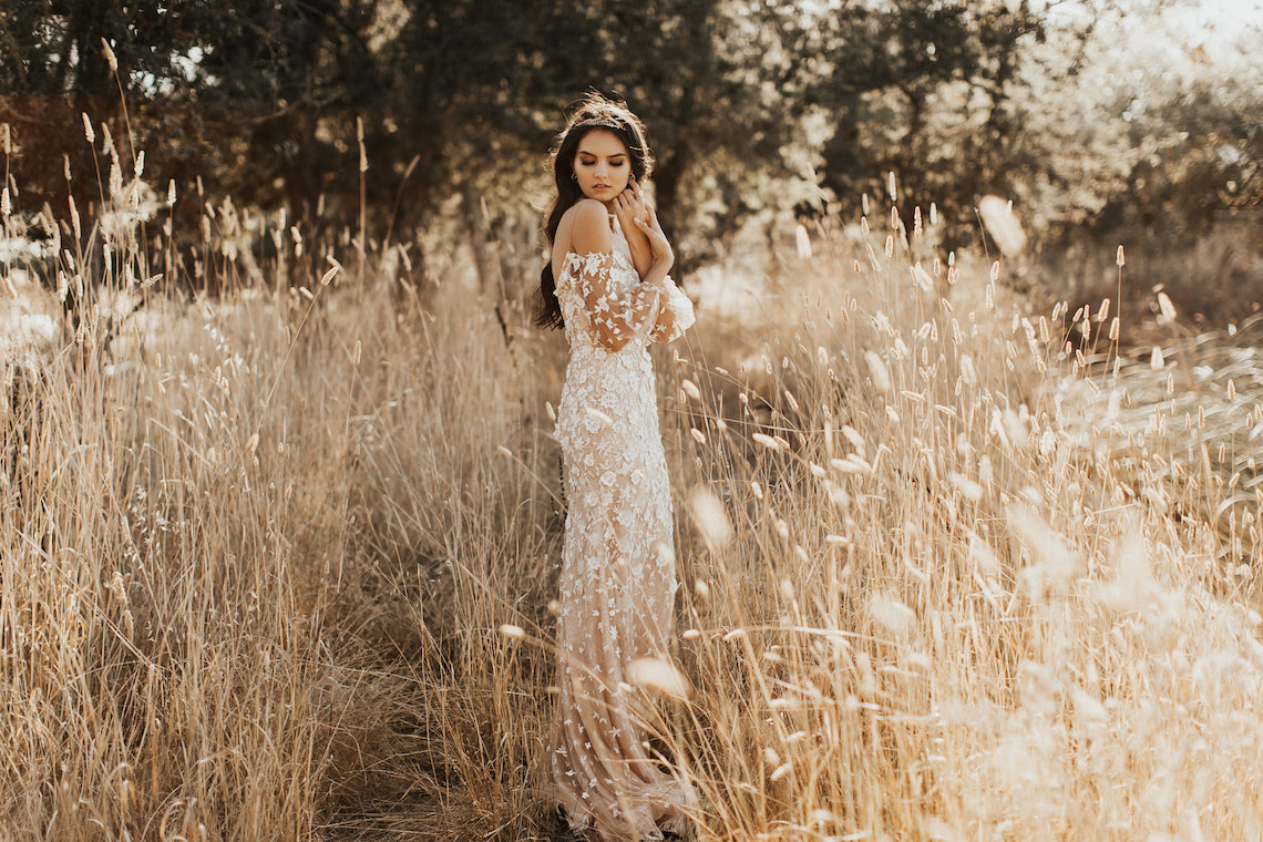 The Luxurious & Bohemian Ember Dusk Spring 2018 Collection from Tara Lauren | Anni Graham 66