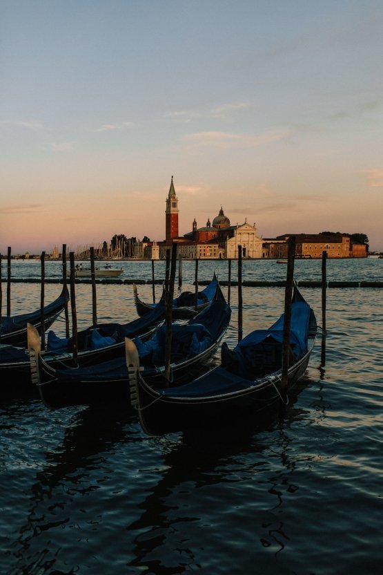 Glamorous Lakeside Italian Destination Wedding | Jeff Brummett Visuals 20