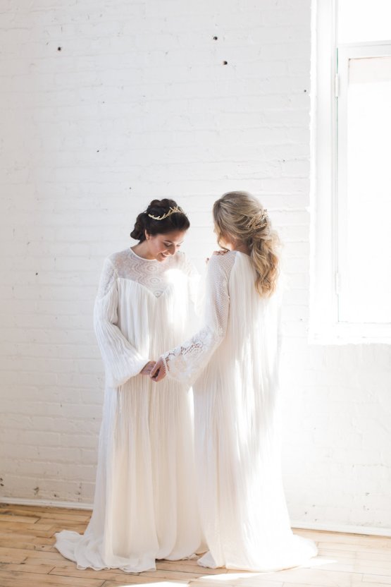 Light & Modern Wedding Inspiration With Cool Modest Gowns | Sons and Daughters Photography 41