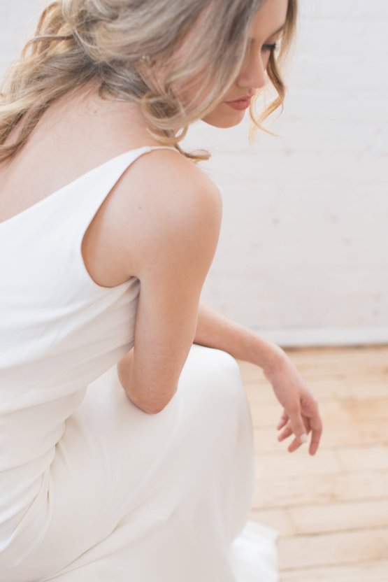 Light & Modern Wedding Inspiration With Cool Modest Gowns | Sons and Daughters Photography 45