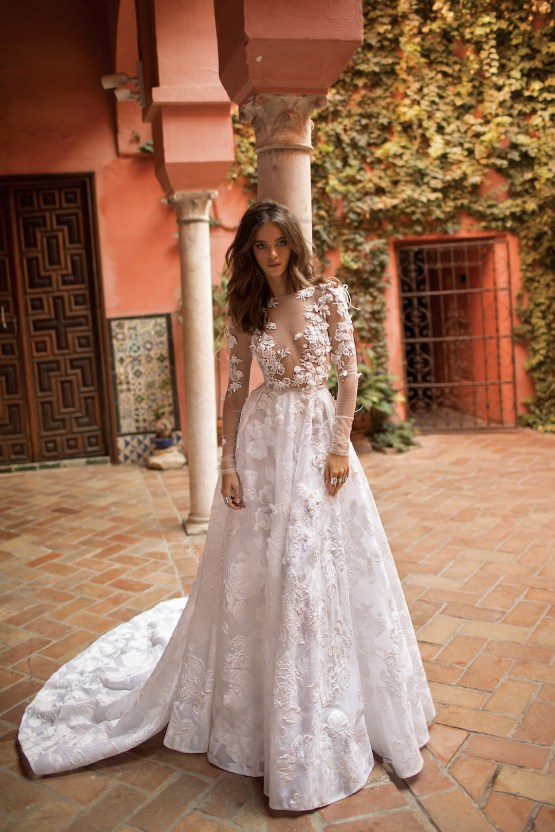 World Exclusive: The Sparkling Berta Fall 2018 Seville Collection 64