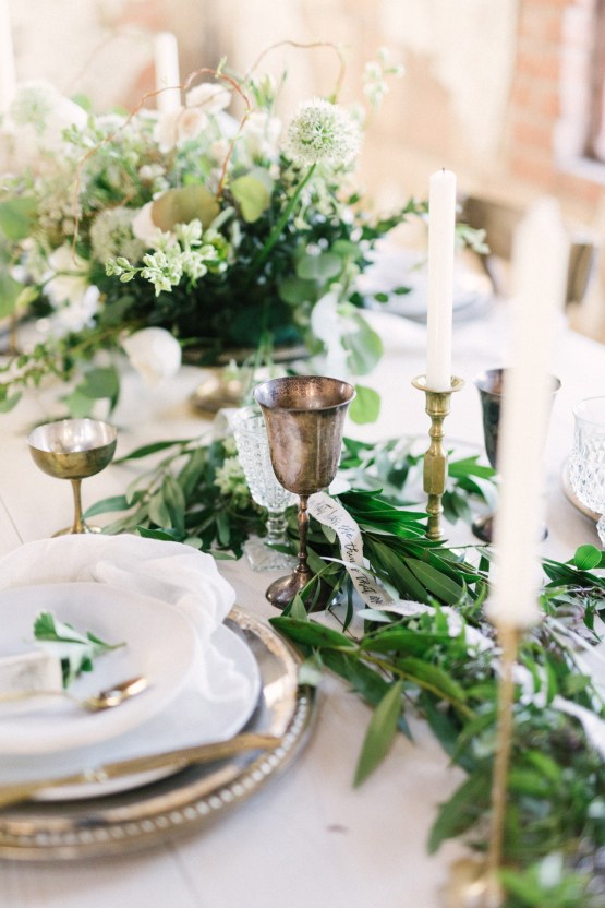 Luxurious Green & Gold Wedding Inspiration | Saje Photography 41