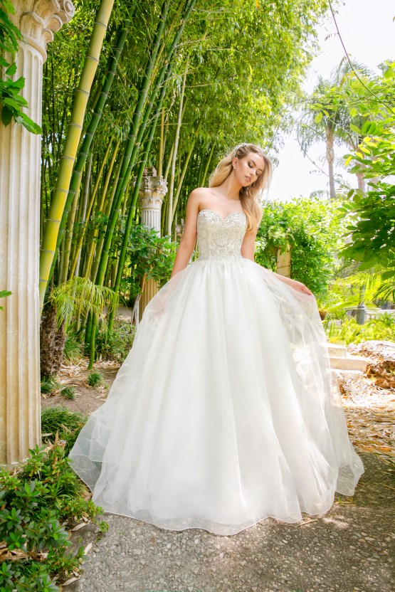 Wedding Dress Quiz – What’s Your Perfect Wedding Dress Style? | Moonlight Couture 2