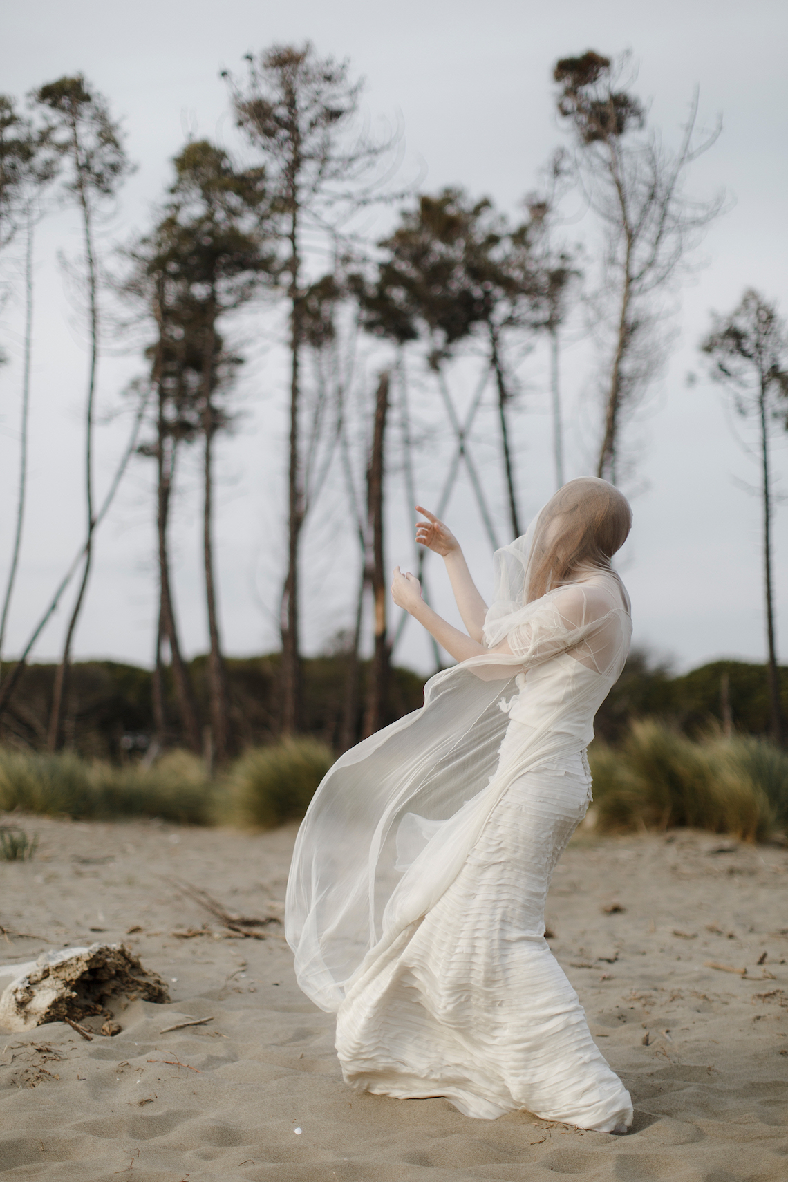 Driftwood & Seagrass, Seaside Boho Wedding Inspiration | Monica Leggio 24