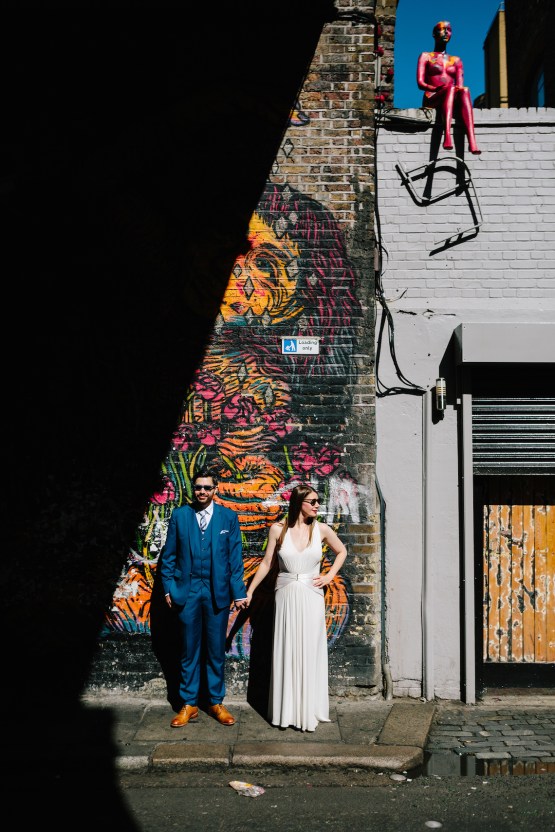 Underground Gallery Wedding In London With Cool, Flashy Signage | Studio 1208 Photography 55