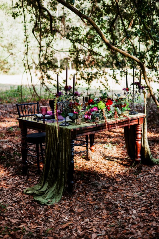 Woodsy Jewel-Toned Wedding Ideas (With A Circle Arch!) | Grind & Press Photography 20
