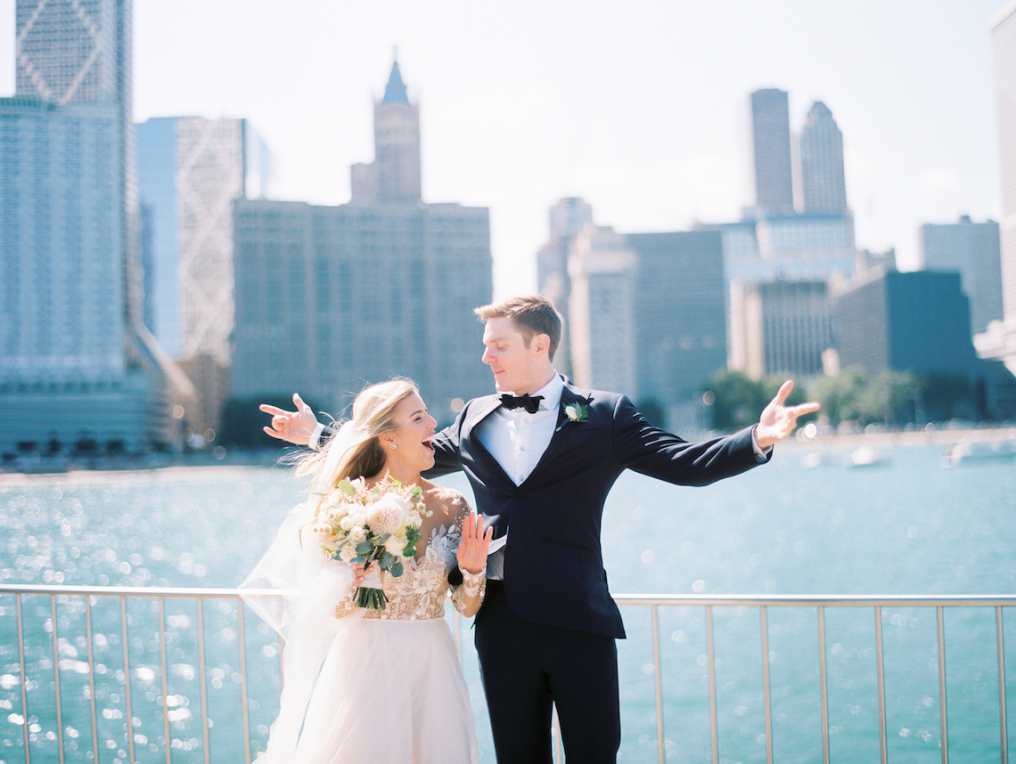 Gorgeous Chicago Ivy Room Wedding | Kristin La Voie Photography 7