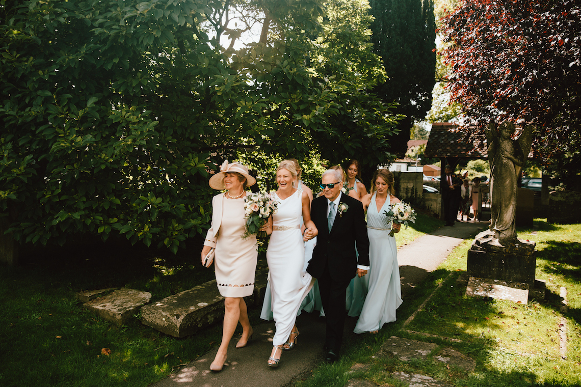 Totally Chic English Wedding With A Sweet Boat Ride | Oak & Blossom 20