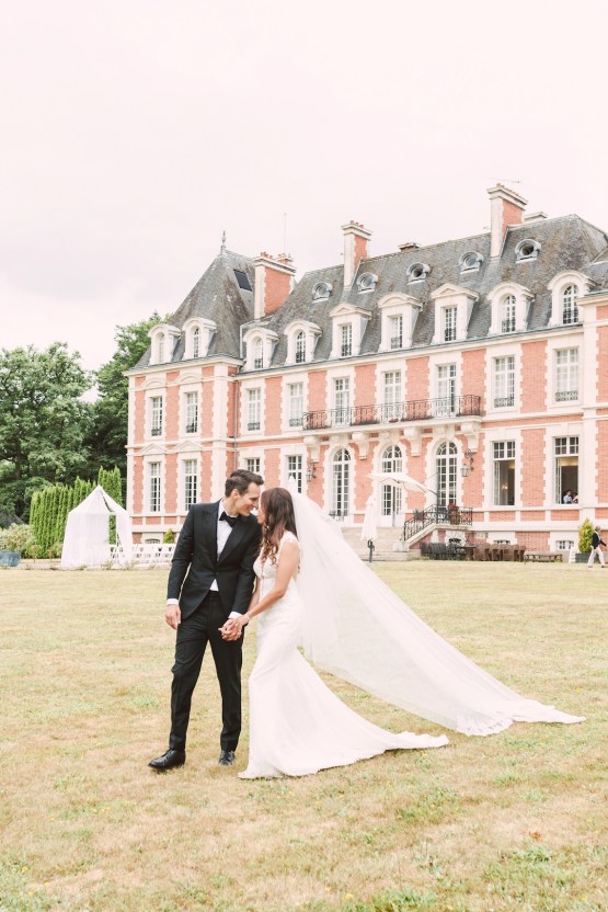Glamorous French Chateau Wedding | Christina Sarah Photography 20