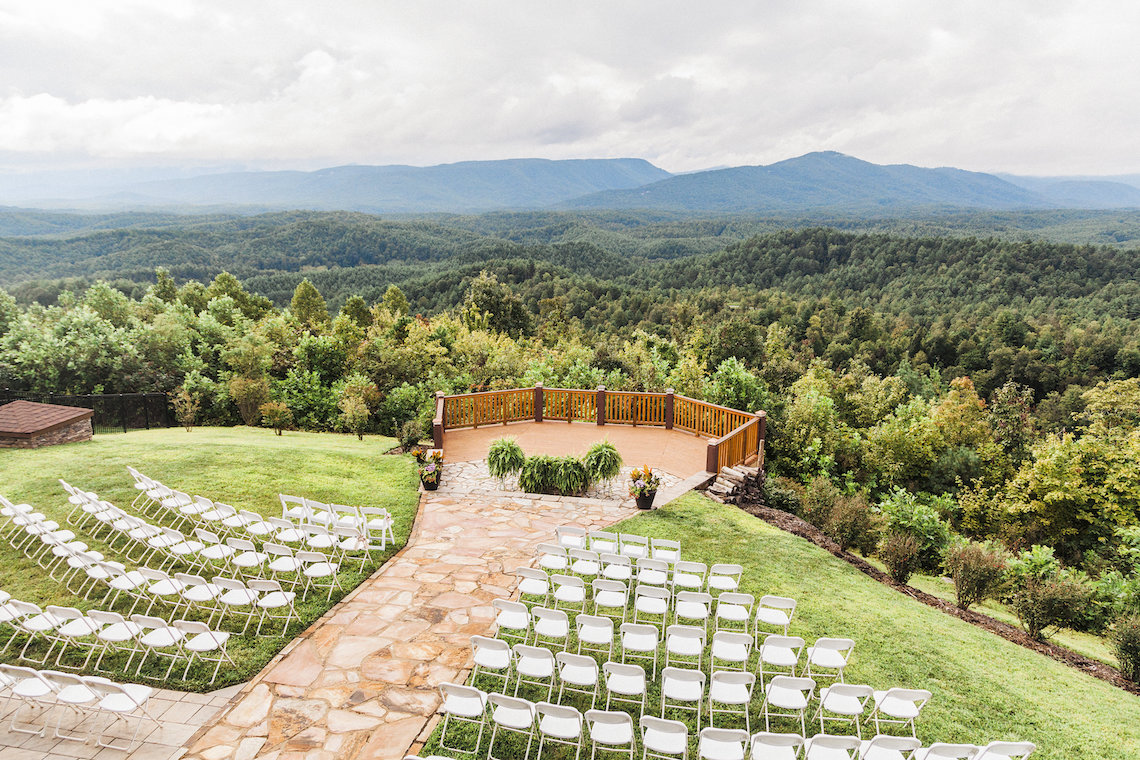 Rustic Carolina Mountain Lodge Wedding | Common Dove Photography 42