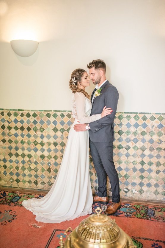 Gilded Arabic & Spanish Wedding Inspiration | Anna + Mateo 26