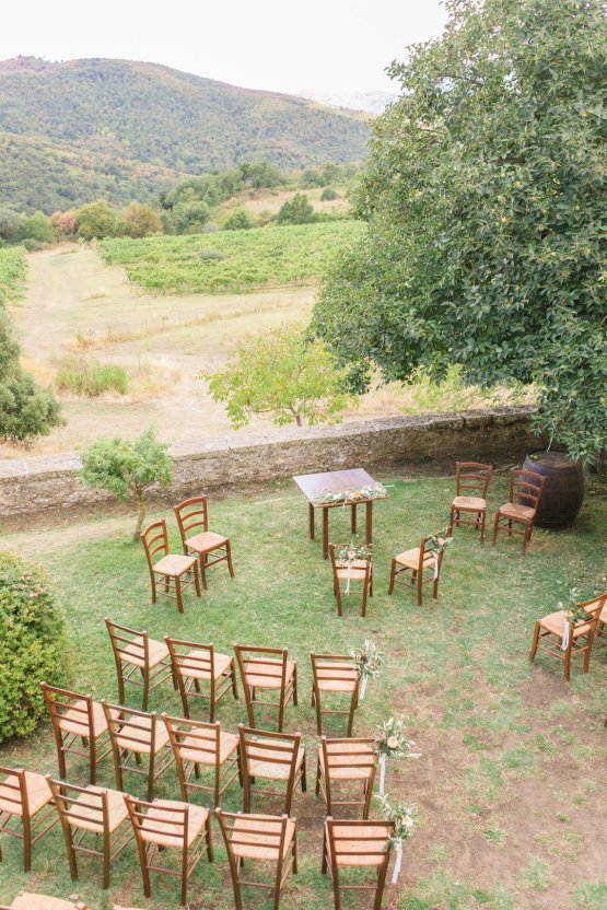 Intimate Al Fresco Wedding In A Tuscan Vineyard | Roberta Facchini