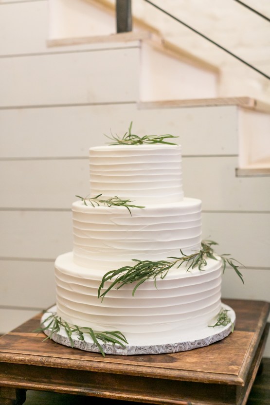 Literary Chic Loft Wedding (With A Harry Potter Cake!) | Brio Photography 39