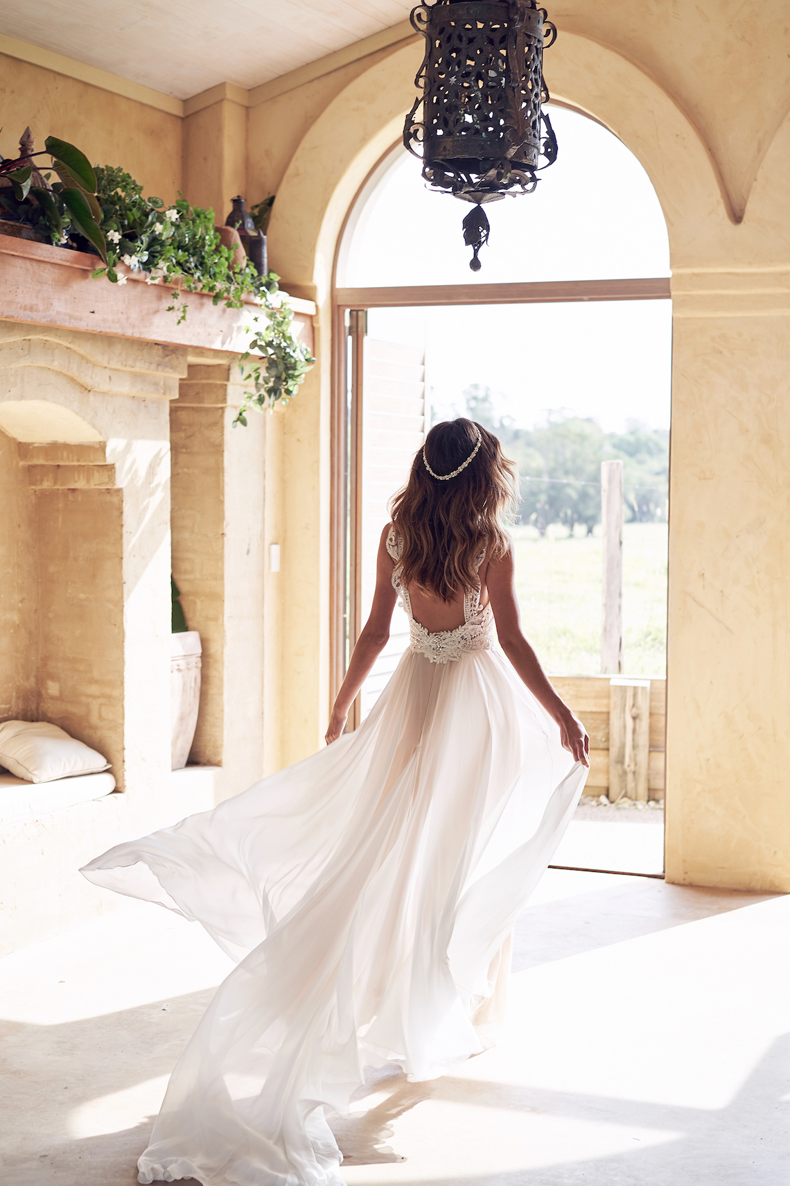 The Romantic & Sparkling Anna Campbell Wanderlust Wedding Dress Collection | Jamie Dress (Summer Skirt)-5