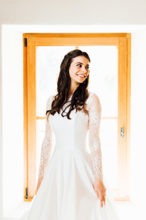 Charming Chamonix Winter Wedding With A Fur Coat – Katie Mitchell 6