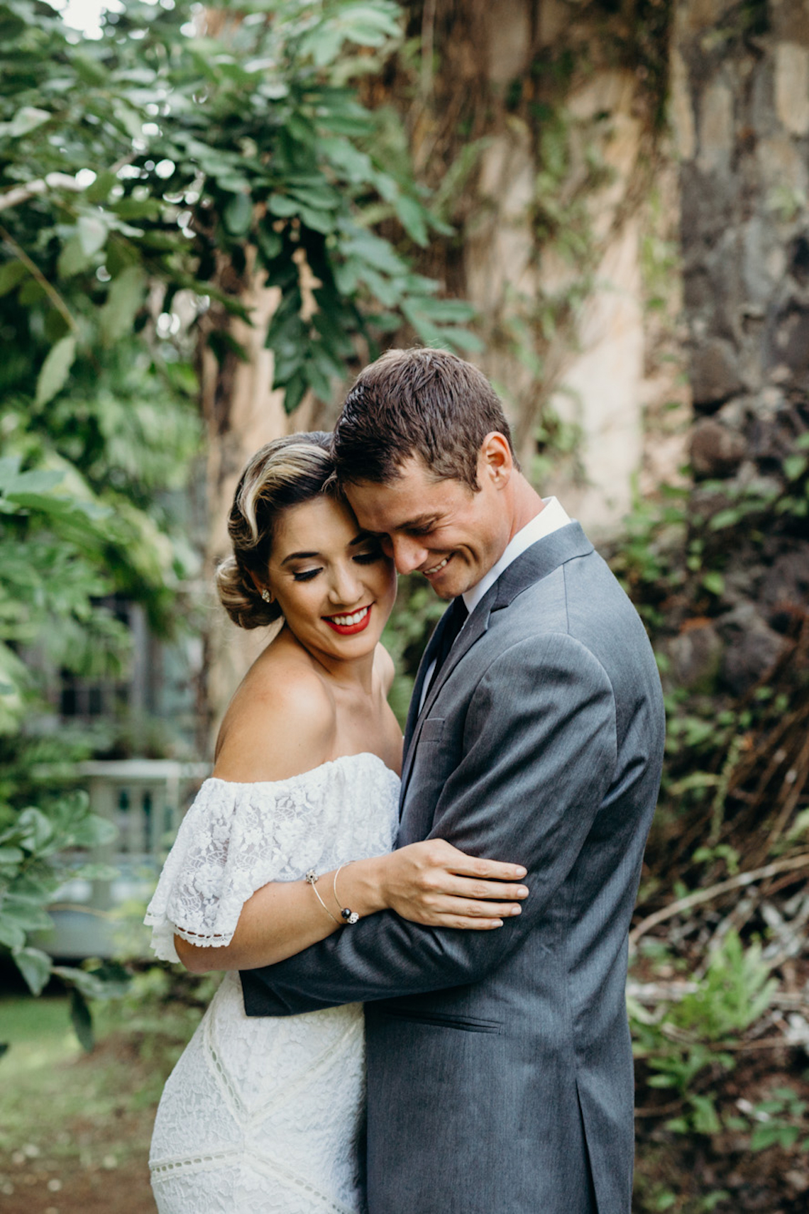 Glamorous and Tropical Hawaiian Wedding Inspiration – Melissa Ergo Photography 45