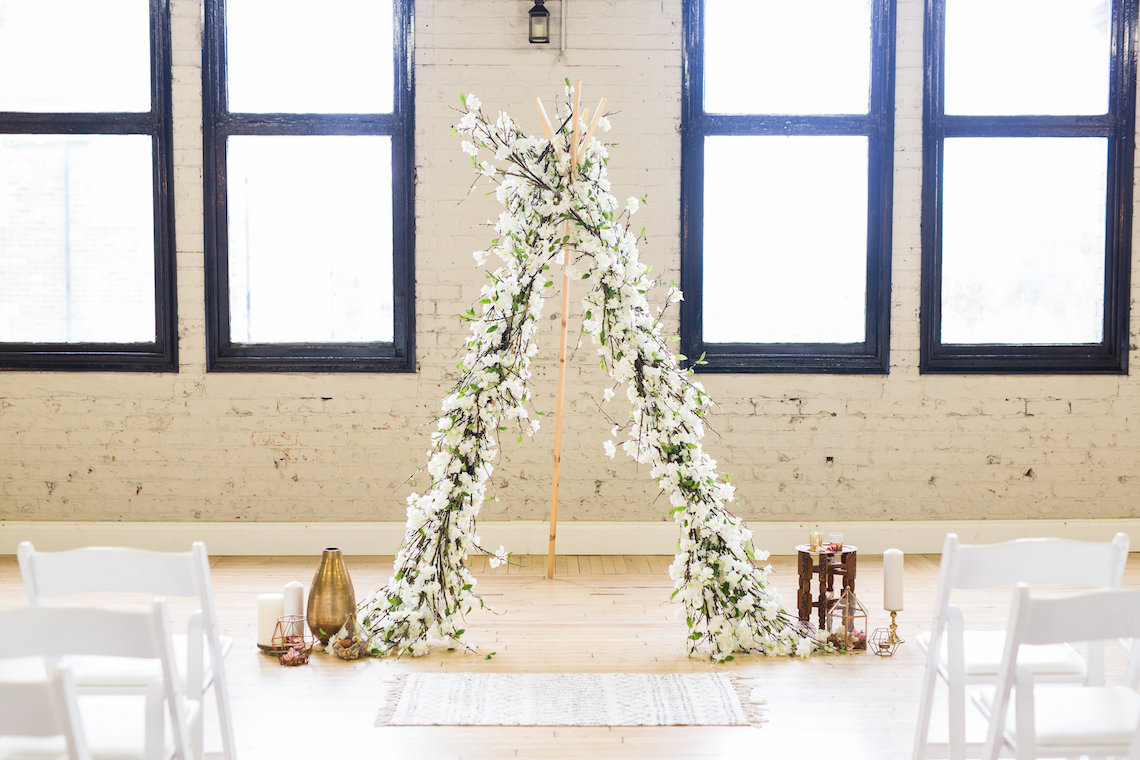 Trendy Loft Wedding Inspiration Featuring A Triangle Altar – Deluxe Blooms 1