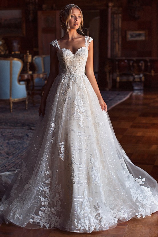 6 Modern Wedding Dress Trends You Will Love – Moonlight Couture 47