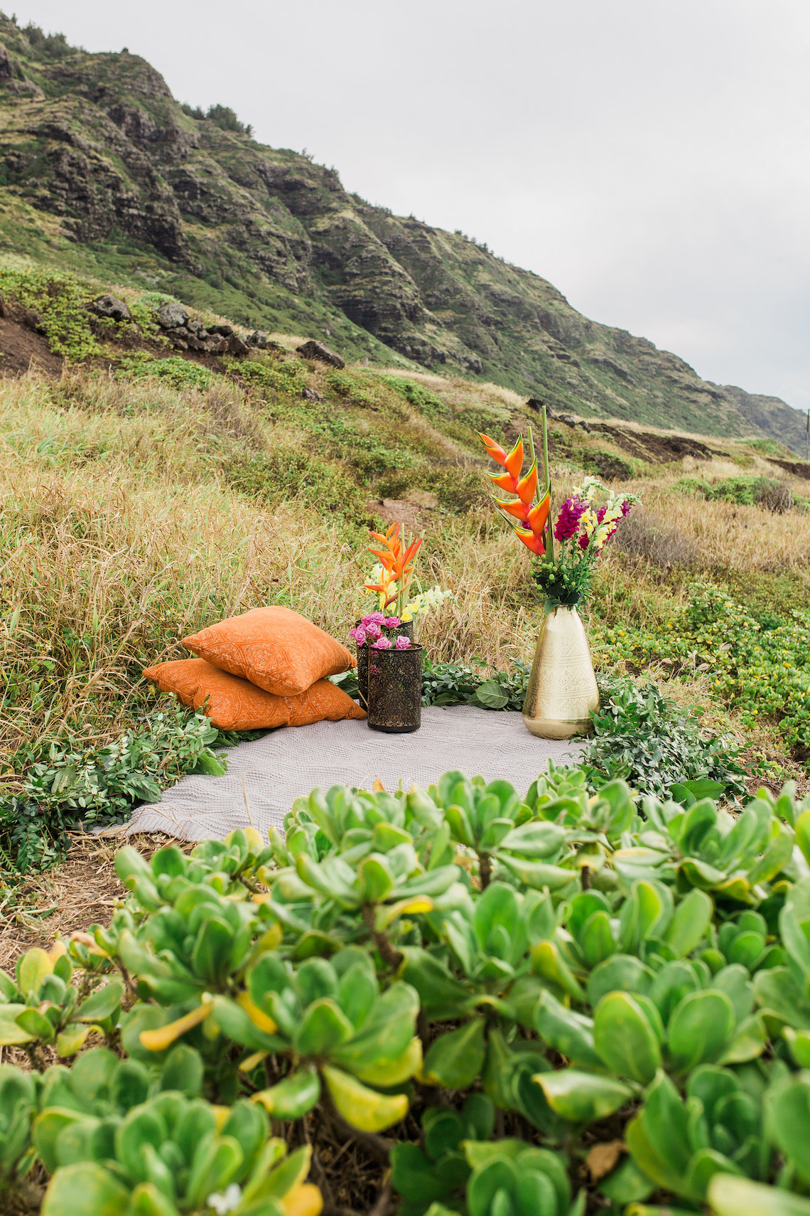 Colorful Hawaiian Boho Wedding Inspiration – Chelsea Stratso Photography 16