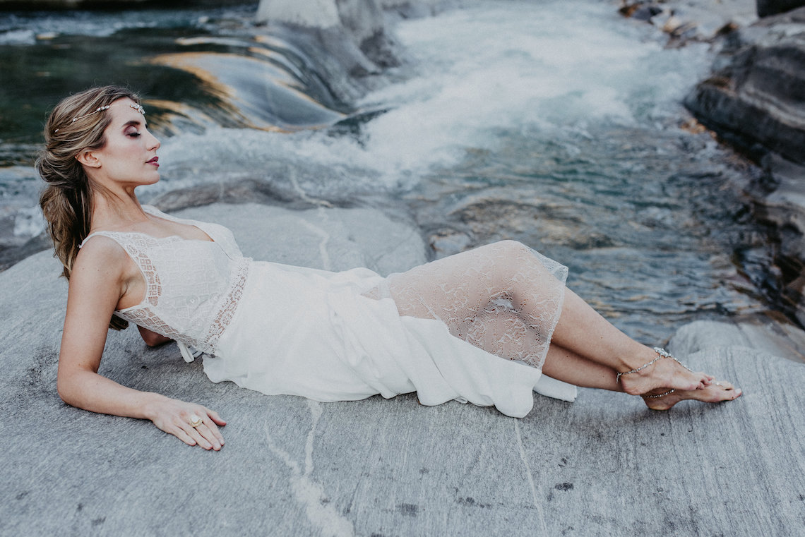 Misty Blue River Goddess Bridal Inspiration – Jaypeg Photography 5