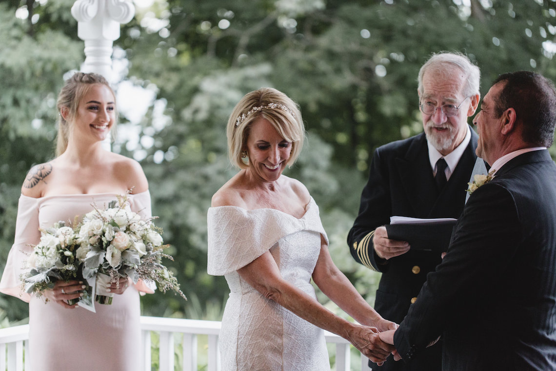 Intimate and Charming New England Bed and Breakfast Wedding – Juliana Montane Photography 9