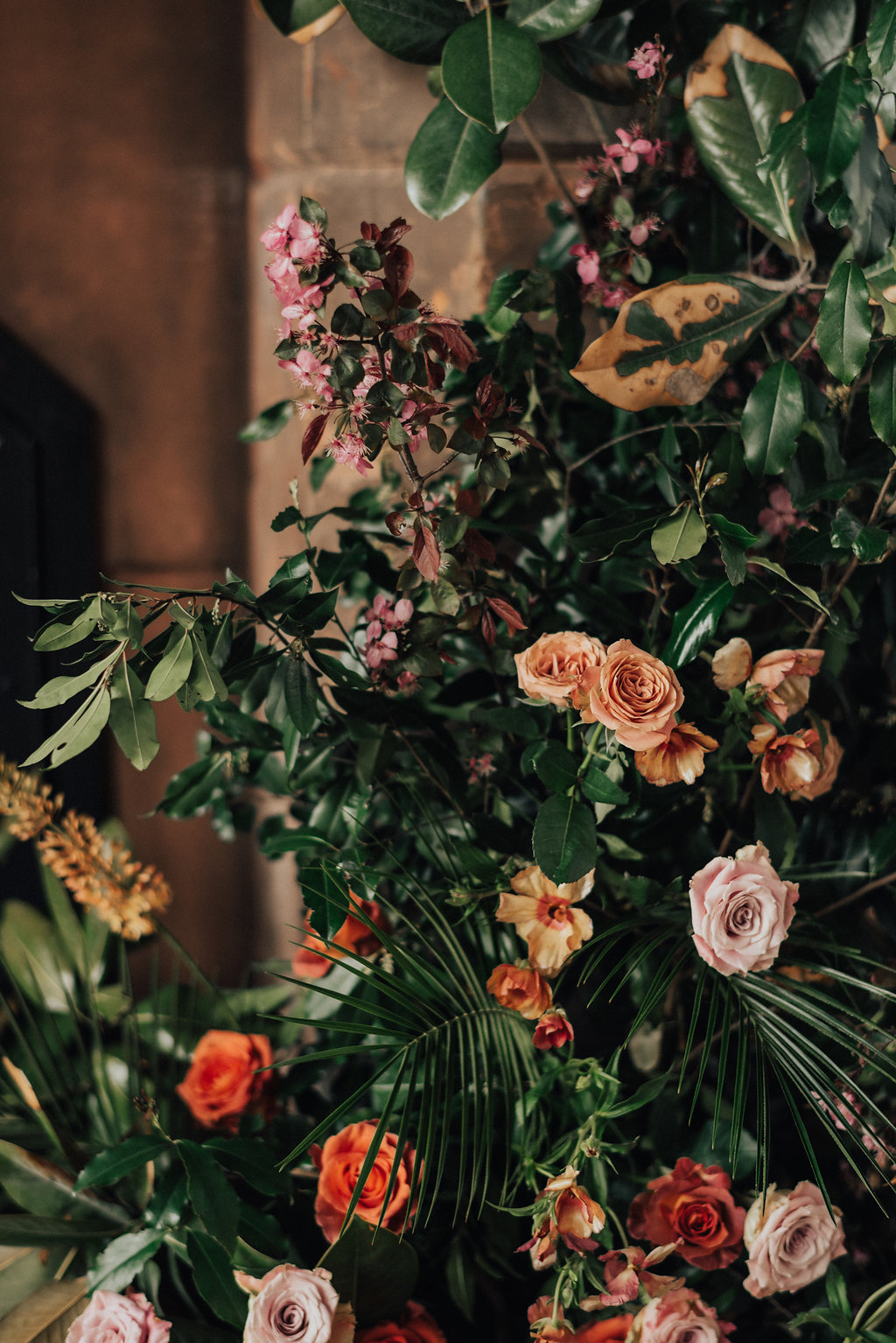 Luxe Mansion Wedding Inspiration Featuring Masculine Florals and Deep Tones – Alex Tenser – Swoon Soiree 25