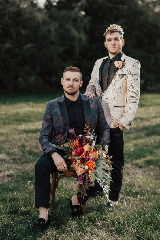 Luxe Mansion Wedding Inspiration Featuring Masculine Florals and Deep Tones – Alex Tenser – Swoon Soiree 51
