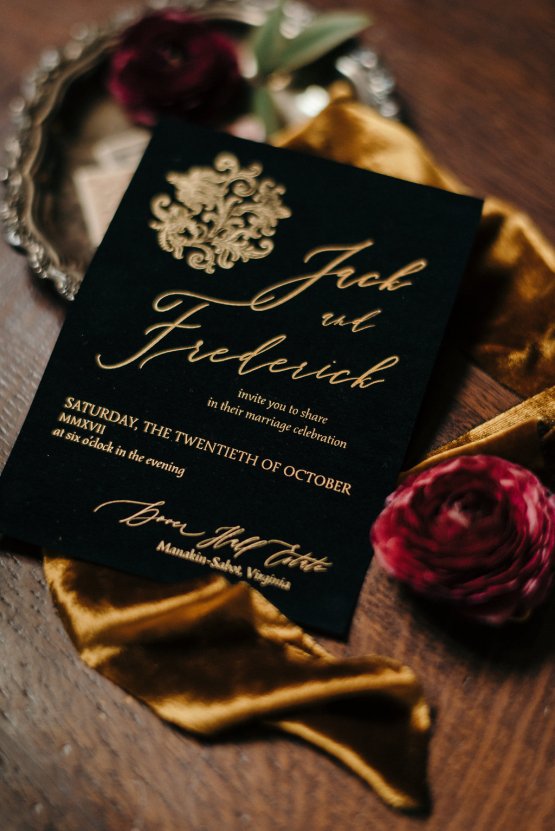 Luxe Mansion Wedding Inspiration Featuring Masculine Florals and Deep Tones – Alex Tenser – Swoon Soiree 8