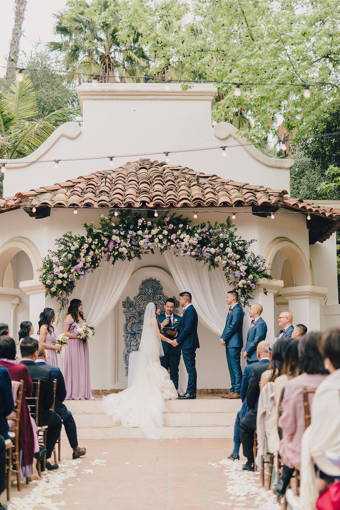 Rustic and Luxurious Southern California Wedding With Stunning Florals – Full Spectrum Photography 25