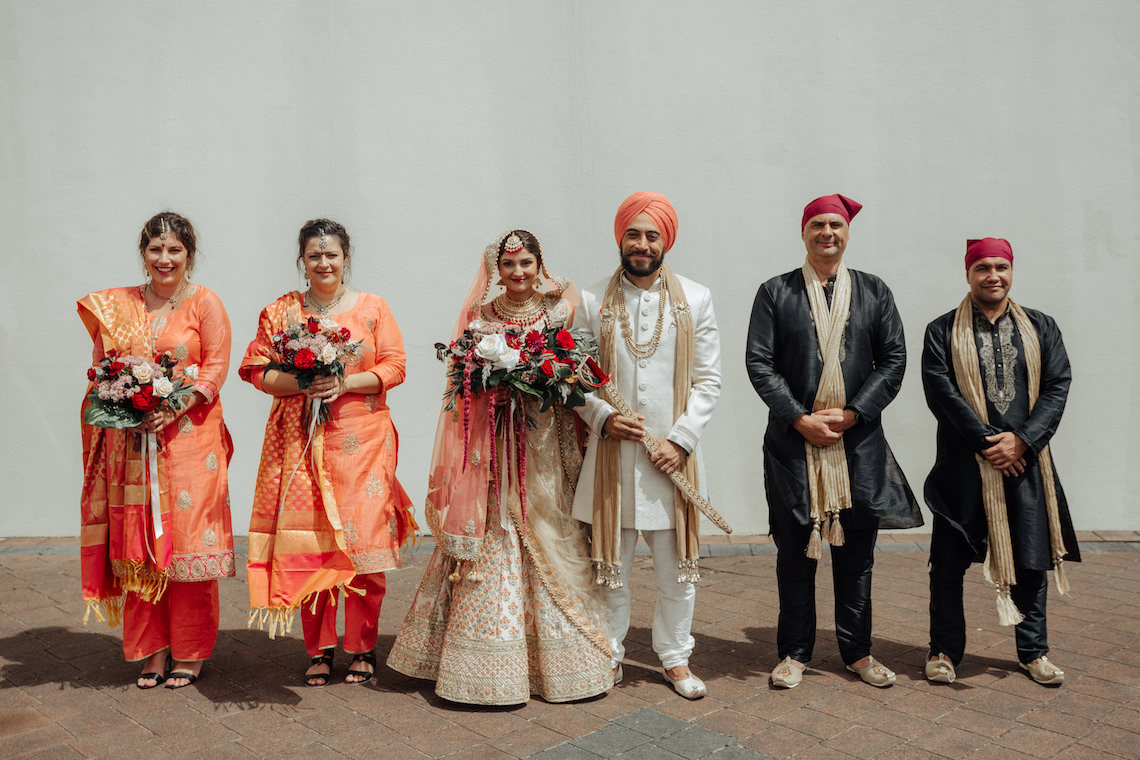 Cascada Kiwi para boda multicultural india sikh - Karen Willis Holmes - Hollow and Co 41