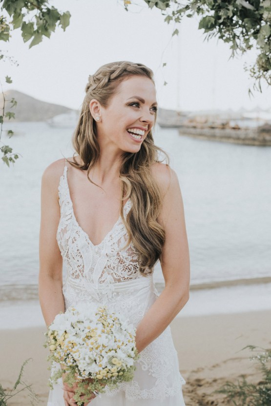 Boho Greek Island Wedding Featuring A Circle Floral Arch – Paulina Weddings 20