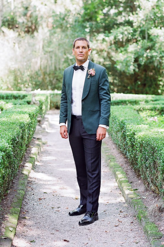 Elegant Fuchsia Wedding Inspiration in Charleston – Carrie Joy Photography – Detailed I Dos 34