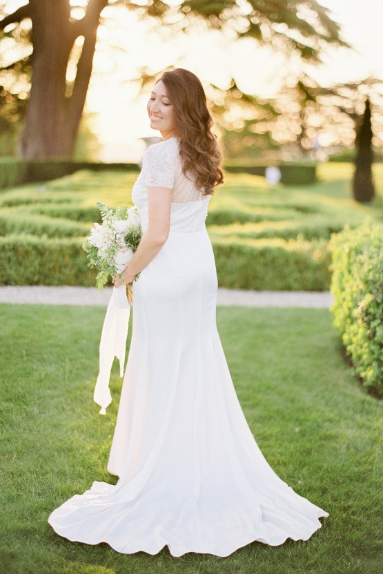 Effortlessly Beautiful Regal Hedsor House Wedding Julie Michaelsen Photography