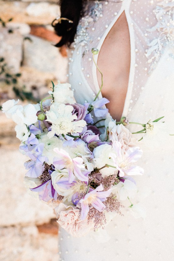 Luxurious Wedding Inspiration From An Ancient Greek Chapel – Nina Wernicke 20