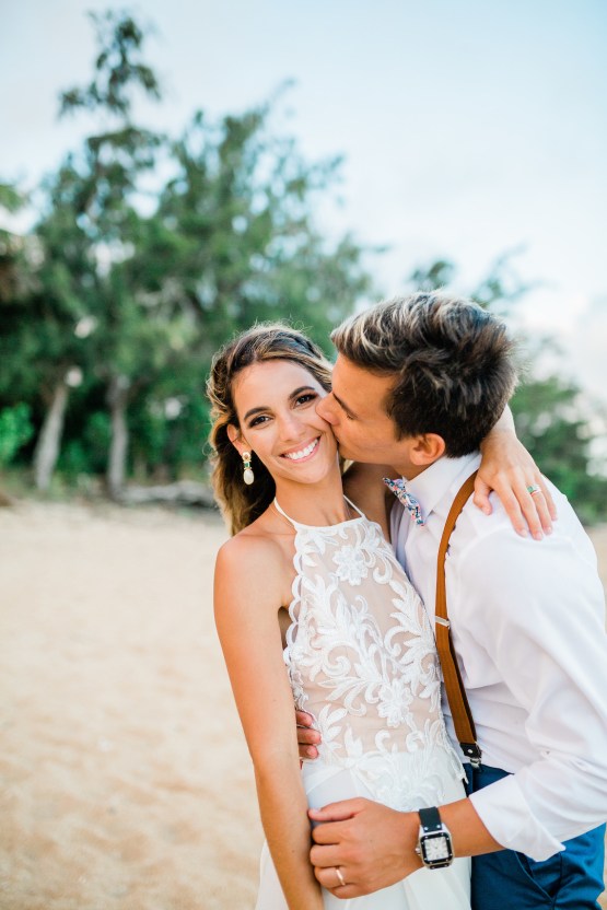 Playful and Intimate North Shore Oahu Beach Wedding – Chelsea Stratso Photography 32