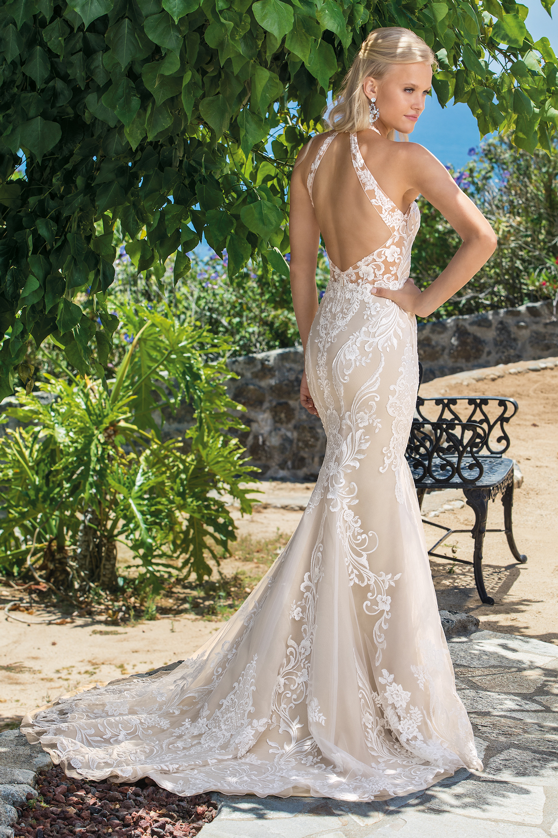 6 Stunning Lace Wedding Dresses By Casablanca Bridal – 2360 Josephine-BACK