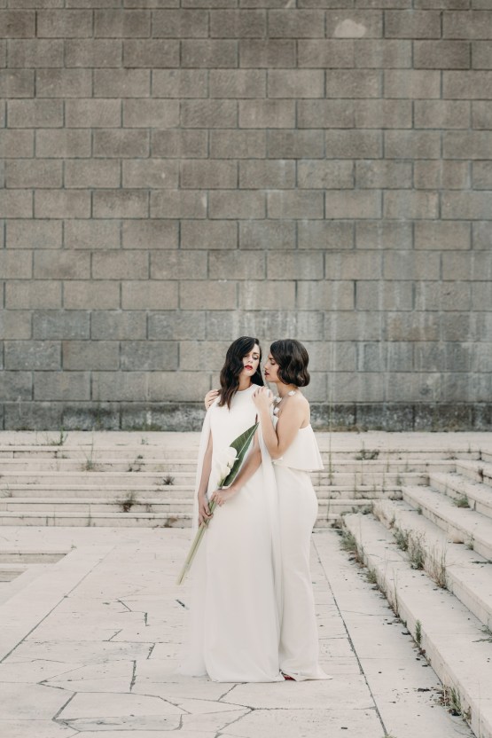 Sleek and Sexy Modern Wedding Inspiration in Emerald – Marcella Cistola 13