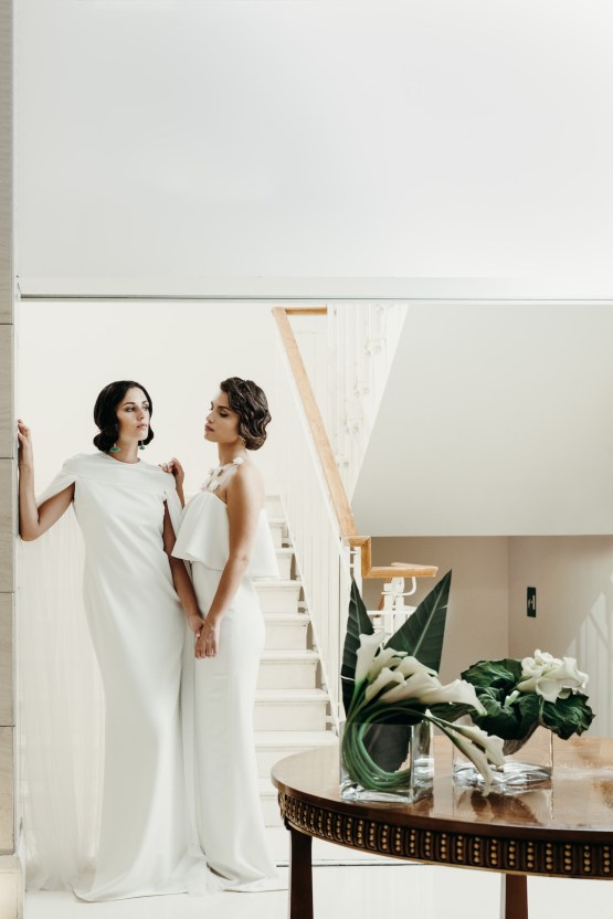 Sleek and Sexy Modern Wedding Inspiration in Emerald – Marcella Cistola 32
