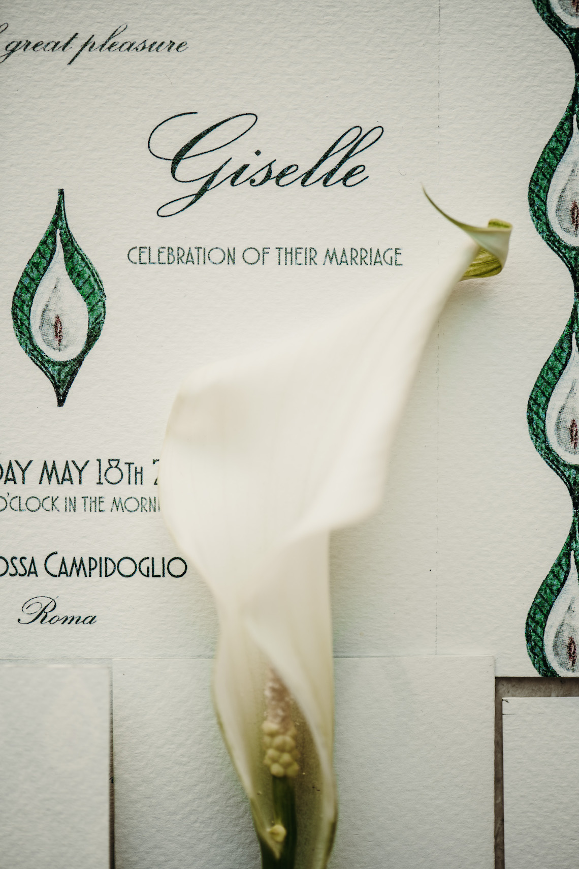 Sleek and Sexy Modern Wedding Inspiration in Emerald – Marcella Cistola 36