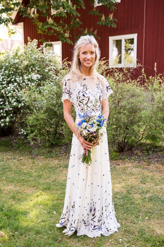 Boda de flores silvestres con un colorido vestido de novia floral - Jessica Grace Photography 44